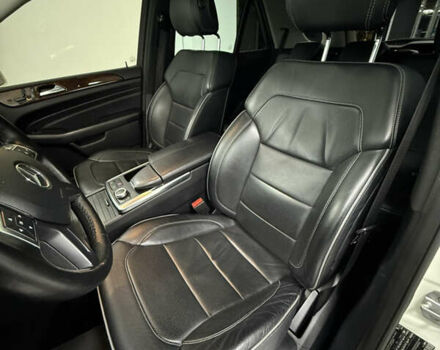 Белый Мерседес М-Класс, объемом двигателя 2.99 л и пробегом 160 тыс. км за 19900 $, фото 17 на Automoto.ua