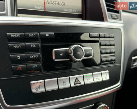 Білий Мерседес М-Клас, об'ємом двигуна 2.99 л та пробігом 217 тис. км за 20500 $, фото 24 на Automoto.ua