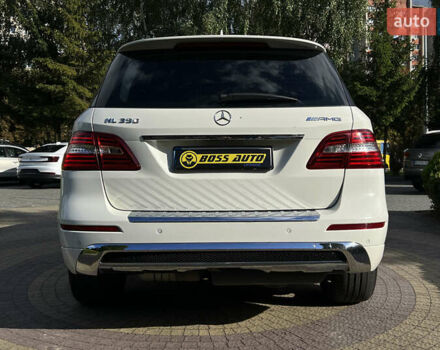 Белый Мерседес М-Класс, объемом двигателя 2.99 л и пробегом 139 тыс. км за 23300 $, фото 5 на Automoto.ua