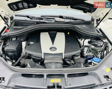 Мерседес М-Класс 2013 в Киеве на Automoto.ua Белый Мерседес М-Класс, объемом двигателя 2.99 л и пробегом 217 тыс. км за 21900 $, фото 33 на Automoto.ua