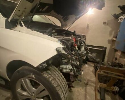Білий Мерседес М-Клас, об'ємом двигуна 3 л та пробігом 152 тис. км за 13900 $, фото 25 на Automoto.ua
