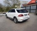 Белый Мерседес М-Класс, объемом двигателя 2.99 л и пробегом 225 тыс. км за 22500 $, фото 4 на Automoto.ua