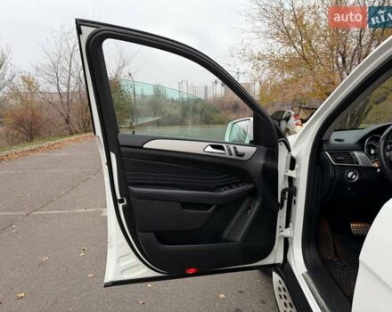 Білий Мерседес М-Клас, об'ємом двигуна 2.14 л та пробігом 261 тис. км за 21000 $, фото 34 на Automoto.ua