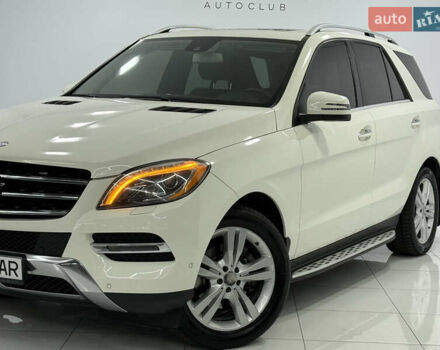 Белый Мерседес М-Класс, объемом двигателя 2.99 л и пробегом 160 тыс. км за 19900 $, фото 3 на Automoto.ua