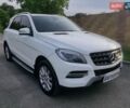Белый Мерседес М-Класс, объемом двигателя 2.99 л и пробегом 210 тыс. км за 18700 $, фото 1 на Automoto.ua