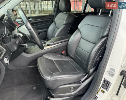 Білий Мерседес М-Клас, об'ємом двигуна 2.99 л та пробігом 199 тис. км за 27900 $, фото 55 на Automoto.ua