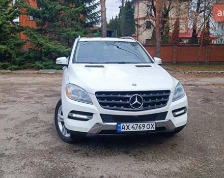 Белый Мерседес М-Класс, объемом двигателя 3 л и пробегом 228 тыс. км за 23000 $, фото 4 на Automoto.ua