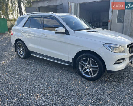 Белый Мерседес М-Класс, объемом двигателя 2.99 л и пробегом 248 тыс. км за 24500 $, фото 3 на Automoto.ua