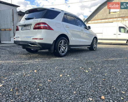 Белый Мерседес М-Класс, объемом двигателя 2.99 л и пробегом 248 тыс. км за 24500 $, фото 9 на Automoto.ua