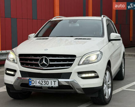 Білий Мерседес М-Клас, об'ємом двигуна 2.99 л та пробігом 217 тис. км за 20500 $, фото 2 на Automoto.ua