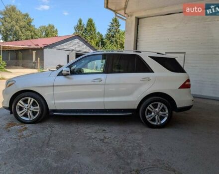 Белый Мерседес М-Класс, объемом двигателя 3 л и пробегом 340 тыс. км за 20500 $, фото 30 на Automoto.ua