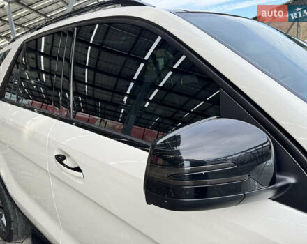 Білий Мерседес М-Клас, об'ємом двигуна 2.99 л та пробігом 199 тис. км за 27900 $, фото 25 на Automoto.ua