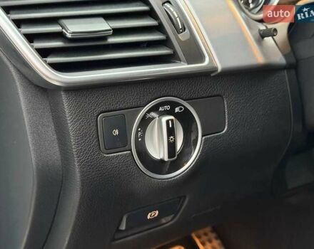 Білий Мерседес М-Клас, об'ємом двигуна 2.14 л та пробігом 261 тис. км за 21000 $, фото 37 на Automoto.ua