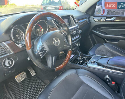 Белый Мерседес М-Класс, объемом двигателя 2.99 л и пробегом 248 тыс. км за 24500 $, фото 16 на Automoto.ua