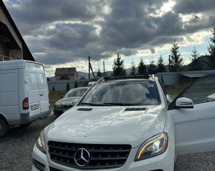 Белый Мерседес М-Класс, объемом двигателя 3.5 л и пробегом 272 тыс. км за 22950 $, фото 5 на Automoto.ua