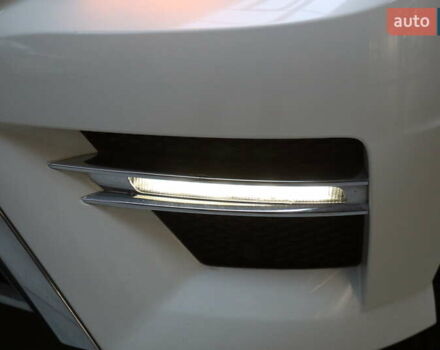 Белый Мерседес М-Класс, объемом двигателя 0 л и пробегом 167 тыс. км за 21000 $, фото 8 на Automoto.ua