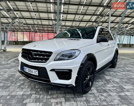 Білий Мерседес М-Клас, об'ємом двигуна 2.99 л та пробігом 199 тис. км за 27900 $, фото 2 на Automoto.ua