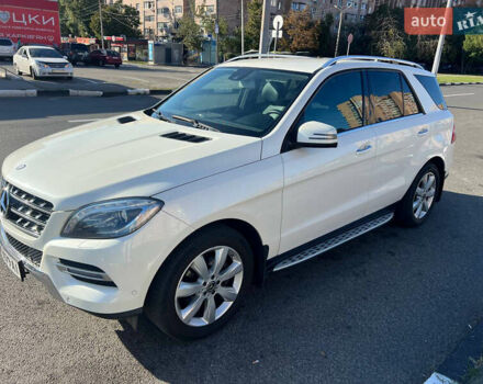 Белый Мерседес М-Класс, объемом двигателя 2.14 л и пробегом 94 тыс. км за 25700 $, фото 5 на Automoto.ua