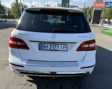 Белый Мерседес М-Класс, объемом двигателя 2.99 л и пробегом 247 тыс. км за 19999 $, фото 5 на Automoto.ua