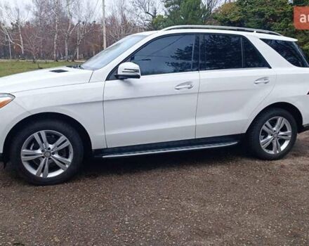 Белый Мерседес М-Класс, объемом двигателя 3 л и пробегом 228 тыс. км за 23000 $, фото 8 на Automoto.ua