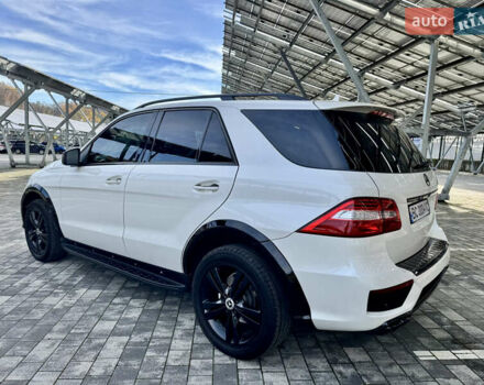 Білий Мерседес М-Клас, об'ємом двигуна 2.99 л та пробігом 199 тис. км за 27900 $, фото 5 на Automoto.ua