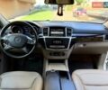 Мерседес М-Класс 2013 в Ровно на Automoto.ua Белый Мерседес М-Класс, объемом двигателя 2.99 л и пробегом 216 тыс. км за 19700 $, фото 21 на Automoto.ua