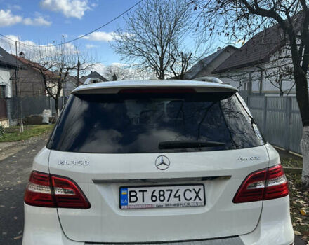 Белый Мерседес М-Класс, объемом двигателя 3.5 л и пробегом 272 тыс. км за 22950 $, фото 1 на Automoto.ua