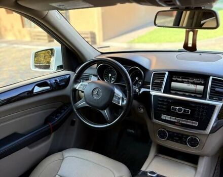 Мерседес М-Класс 2013 в Ровно на Automoto.ua Белый Мерседес М-Класс, объемом двигателя 2.99 л и пробегом 216 тыс. км за 19700 $, фото 22 на Automoto.ua