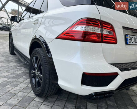 Білий Мерседес М-Клас, об'ємом двигуна 2.99 л та пробігом 199 тис. км за 27900 $, фото 28 на Automoto.ua