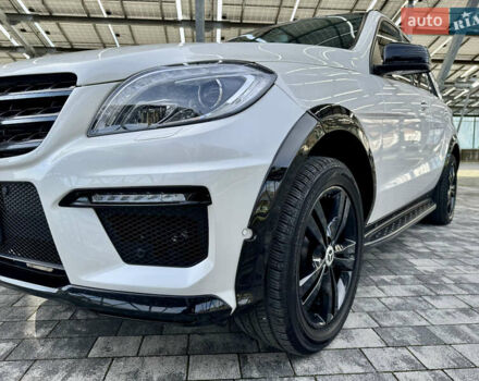 Білий Мерседес М-Клас, об'ємом двигуна 2.99 л та пробігом 199 тис. км за 27900 $, фото 44 на Automoto.ua