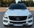 Белый Мерседес М-Класс, объемом двигателя 3 л и пробегом 250 тыс. км за 23300 $, фото 1 на Automoto.ua