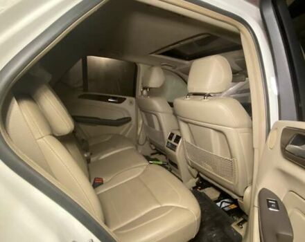 Білий Мерседес М-Клас, об'ємом двигуна 3 л та пробігом 152 тис. км за 13900 $, фото 3 на Automoto.ua