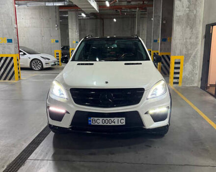 Белый Мерседес М-Класс, объемом двигателя 2.99 л и пробегом 199 тыс. км за 28000 $, фото 4 на Automoto.ua