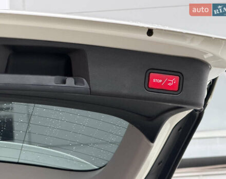 Білий Мерседес М-Клас, об'ємом двигуна 2.99 л та пробігом 217 тис. км за 20500 $, фото 12 на Automoto.ua