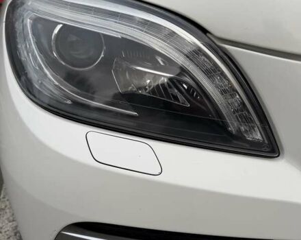 Білий Мерседес М-Клас, об'ємом двигуна 2.99 л та пробігом 244 тис. км за 21500 $, фото 24 на Automoto.ua