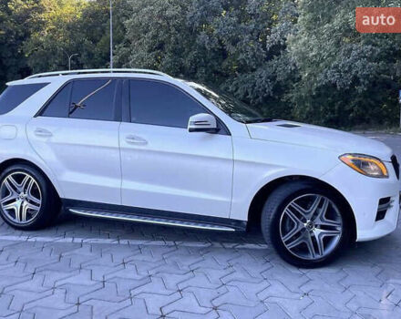 Білий Мерседес М-Клас, об'ємом двигуна 2.99 л та пробігом 242 тис. км за 23700 $, фото 5 на Automoto.ua