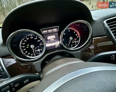 Белый Мерседес М-Класс, объемом двигателя 2.99 л и пробегом 131 тыс. км за 22700 $, фото 11 на Automoto.ua