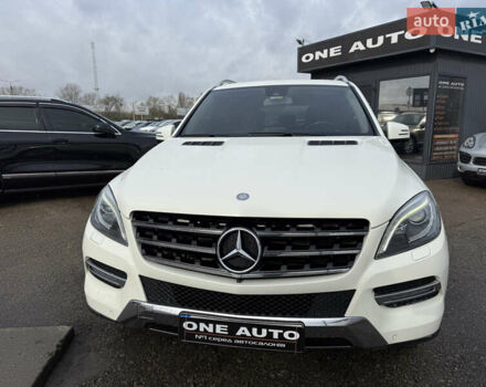 Белый Мерседес М-Класс, объемом двигателя 2.14 л и пробегом 160 тыс. км за 18990 $, фото 5 на Automoto.ua