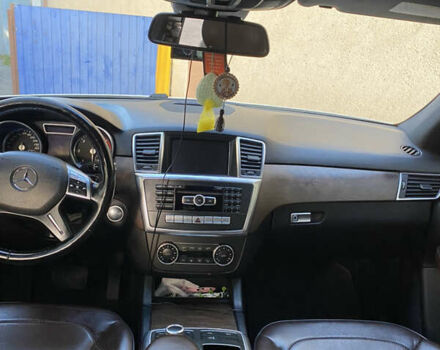 Білий Мерседес М-Клас, об'ємом двигуна 2.99 л та пробігом 242 тис. км за 23700 $, фото 9 на Automoto.ua