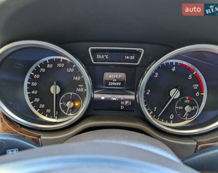Белый Мерседес М-Класс, объемом двигателя 3 л и пробегом 340 тыс. км за 20500 $, фото 3 на Automoto.ua