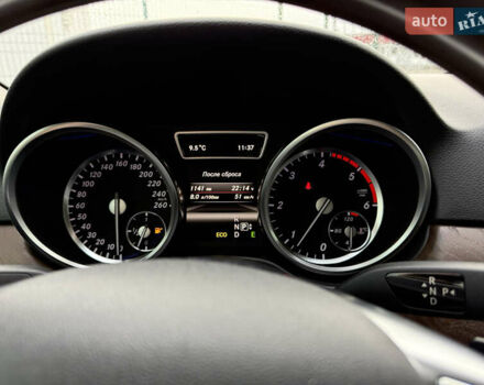 Белый Мерседес М-Класс, объемом двигателя 2.14 л и пробегом 160 тыс. км за 18990 $, фото 12 на Automoto.ua