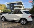 Мерседес М-Класс 2013 в Ровно на Automoto.ua Белый Мерседес М-Класс, объемом двигателя 2.99 л и пробегом 216 тыс. км за 19700 $, фото 6 на Automoto.ua
