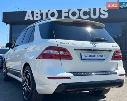 Белый Мерседес М-Класс, объемом двигателя 4.66 л и пробегом 270 тыс. км за 17990 $, фото 7 на Automoto.ua