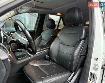 Мерседес М-Класс 2014 в Львове на Automoto.ua Белый Мерседес М-Класс, объемом двигателя 2.99 л и пробегом 279 тыс. км за 22800 $, фото 21 на Automoto.ua