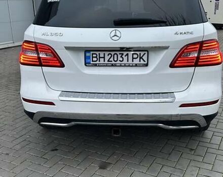 Белый Мерседес М-Класс, объемом двигателя 3.5 л и пробегом 83 тыс. км за 22500 $, фото 1 на Automoto.ua