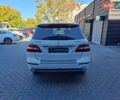 Мерседес М-Класс 2014 в Одессе на Automoto.ua Белый Мерседес М-Класс, объемом двигателя 2.99 л и пробегом 149 тыс. км за 26900 $, фото 4 на Automoto.ua