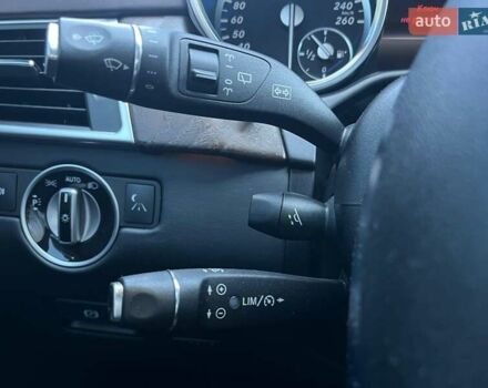 Белый Мерседес М-Класс, объемом двигателя 4.66 л и пробегом 270 тыс. км за 17990 $, фото 22 на Automoto.ua