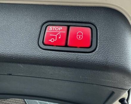 Мерседес М-Класс 2014 в Василькове на Automoto.ua Белый Мерседес М-Класс, объемом двигателя 3 л и пробегом 165 тыс. км за 21500 $, фото 25 на Automoto.ua