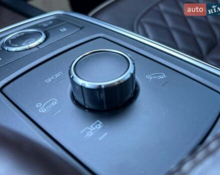 Білий Мерседес М-Клас, об'ємом двигуна 4.66 л та пробігом 267 тис. км за 23990 $, фото 30 на Automoto.ua