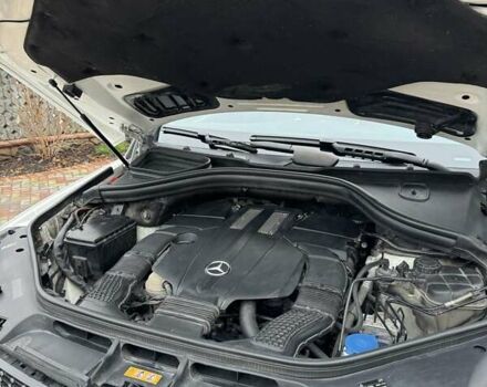 Мерседес М-Класс 2014 в Василькове на Automoto.ua Белый Мерседес М-Класс, объемом двигателя 3 л и пробегом 165 тыс. км за 21500 $, фото 30 на Automoto.ua